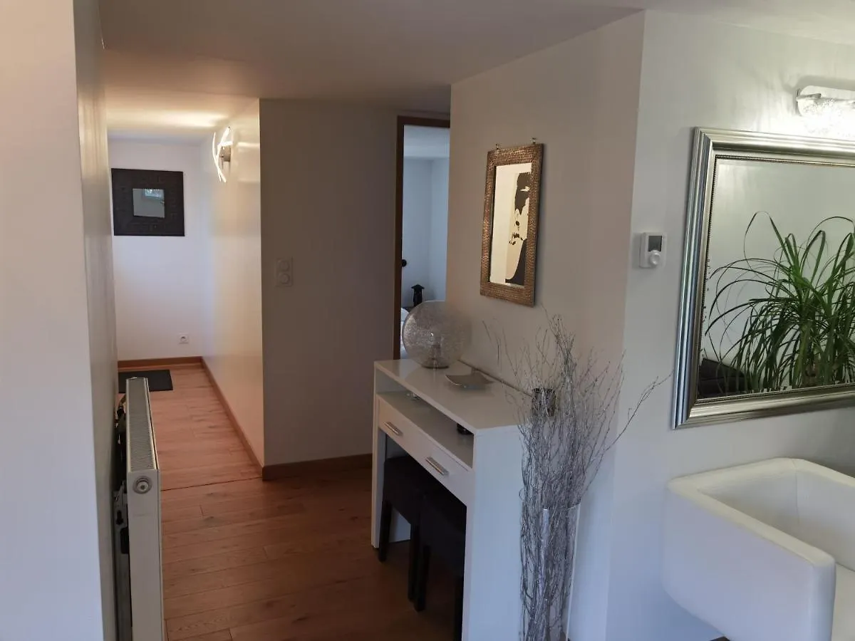 Tres Bel Appartement Avec Vue Sur Les Montagnes Saint Ismier 0*,