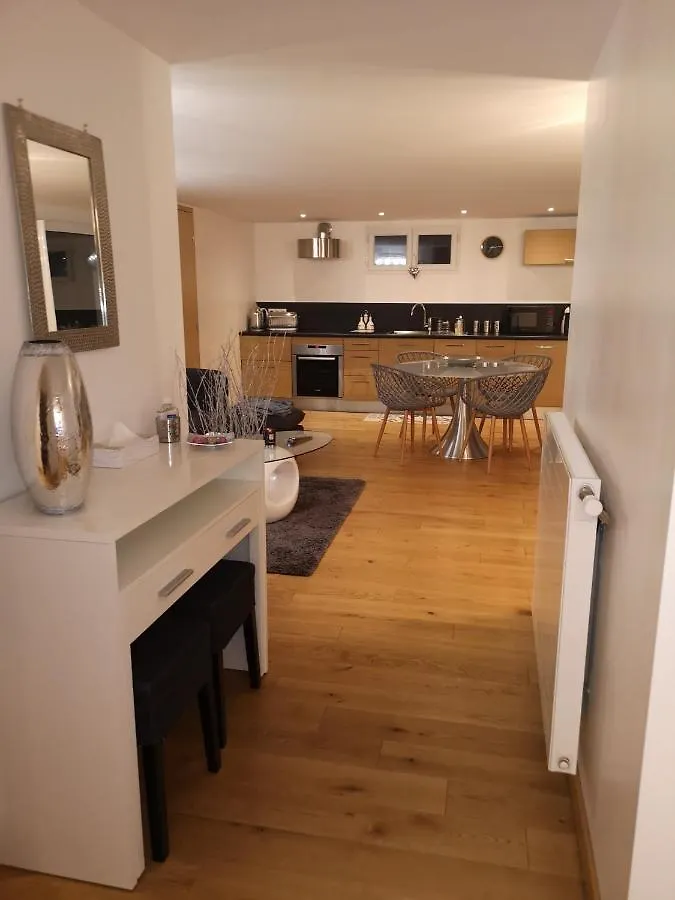 Tres Bel Appartement Avec Vue Sur Les Montagnes Saint Ismier 아파트